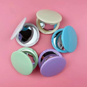 Espejo de Bolsillo Redondo de Plástico a Precio Económico, Espejo Plegable Rosa, Espejo Compacto de Doble Cara para Cosméticos - Product Image 3