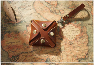 Commercio all'ingrosso Mini carino pieghevole <span class=keywords><strong>chiusura</strong></span> <span class=keywords><strong>a</strong></span> <span class=keywords><strong>scatto</strong></span> disegno pazzo cavallo in pelle portamonete <span class=keywords><strong>portafoglio</strong></span> <span class=keywords><strong>con</strong></span> portachiavi - Product Image 2