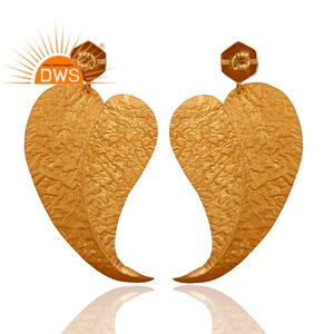 Pendientes de Plata Chapados en Oro con Diseño de Hoja y Circonita Blanca, Joyería de Fabricante - Product Image 2