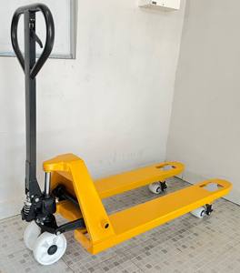Soluciones Logísticas de Materiales: Transpaleta Hidráulica Manual de 2.5 Toneladas con Ruedas de PU de 85 mm y Altura de Horquilla Baja para Interiores/Exteriores - Product Image 5