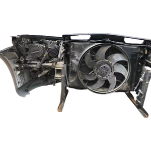 ชุดกันชนหน้าสำหรับ C63 W204 พร้อมหม้อน้ำและไฟหน้า บังโคลน กันชนรถยนต์ - Product Image 4