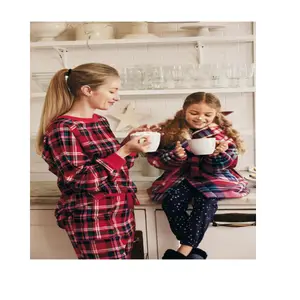 사용자 정의 디자인 크리스마스 가족 잠옷 빨간색과 검은 색 인쇄 체크 아늑한 라운지 착용 긴 소매 부모-자식 잠옷