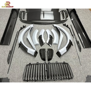 Kits de Conversión de Carrocería MSY Style en Fibra de Carbono Parcial para Bentley Bentayga 2020-UP: Faldones Laterales, Parachoques, Capó, Alerón y Rejilla - Product Image 4