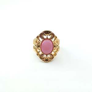 แหวนแฟชั่นชุบทอง PVD สแตนเลสสตีล 316L ประดับพลอยสีชมพูรูปวงรี - Product Image 1