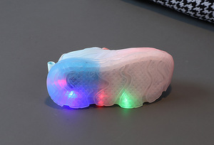 Baskets d'été pour garçons et filles Chaussures pour enfants de 1 à 6 ans en maille respirante avec lumière <span class=keywords><strong>lumineuse</strong></span> LED - Product Image 6