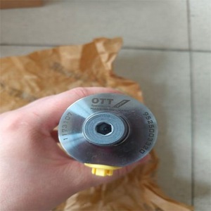 ข้อต่อโรตารี่ Ott-Jakob รุ่น 95.250.033.2.0 สำหรับการแปรรูปเหล็กเส้น แกนหมุน BT40 พร้อมแกนดึง - Product Image 1