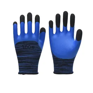 Luvas de poliéster azul respiráveis com treze agulhas cobertas com látex para fortalecer os dedos.