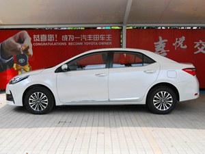 Voiture d'<span class=keywords><strong>occasion</strong></span> <span class=keywords><strong>Toyota</strong></span> <span class=keywords><strong>Corolla</strong></span> modèle 2017 1.2T CVT GL-i berline 5 places essence turbocompressée R15 conduite à gauche automatique de base - Product Image 2