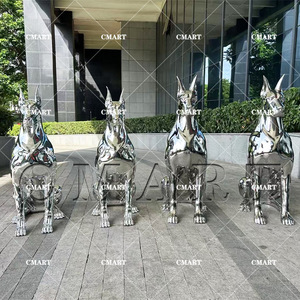 Sculpture <span class=keywords><strong>de</strong></span> Doberman en fibre <span class=keywords><strong>de</strong></span> verre 3D grandeur nature, chromée sur mesure, pour hall d'hôtel, grande sculpture extérieure, sculpture géante sur mesure - Product Image 4