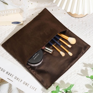 Échantillon gratuit, enveloppe en velours brun imprimé avec logo personnalisé, sac à bijoux cadeau pour les cheveux, emballage d'enveloppe en faux daim de luxe, pochette anti-poussière - Product Image 4