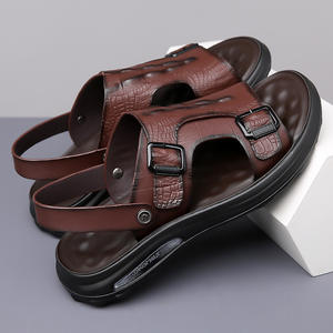 รองเท้าแตะผู้ชายสำหรับใส่กลางแจ้ง รองเท้าแตะกันลื่นสำหรับห้องน้ำ พื้นหนานุ่มสบาย รองเท้าแตะนุ่มสำหรับใส่ในบ้าน - Product Image 3