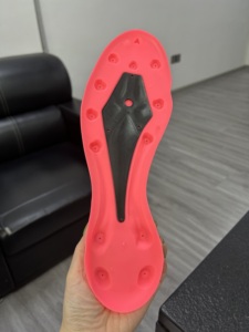Suelas de Fútbol (soccer) Profesionales de Alta Calidad para Exteriores, Antideslizantes, de TPU, para Eventos Deportivos, Venta al por Mayor, 2026 - Product Image 6