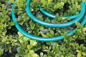 Tuyau d'<span class=keywords><strong>arrosage</strong></span> de jardin en PVC personnalisé de haute qualité 1/2 5/8 3/4 1 pouce 10m 15m 20m 25m 30m <span class=keywords><strong>50m</strong></span> pour la vente en gros - Product Image 6