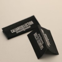 Label Pakaian Leher Satin Halus Berkualitas Tinggi, Custom, Non-Woven, Hot Stamping, Ramah Lingkungan, Bentuk Persegi Panjang/Persegi, Kepadatan Benang Tinggi, Bermerek
