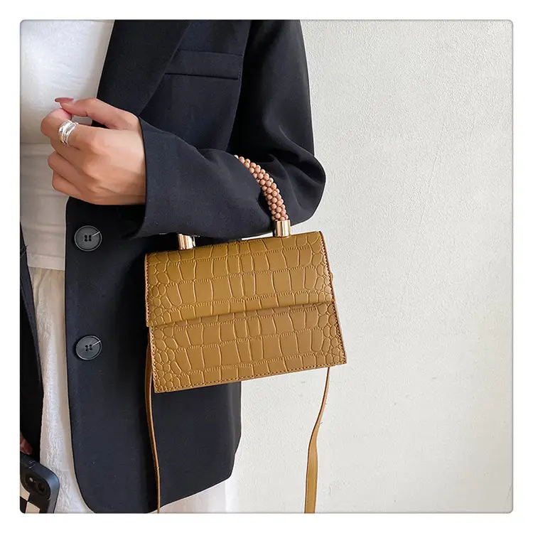 JOWYAR yiwu bag factory Leather Satchel Mini knit solid color Bag handbag envelope mini bag for woman handbag