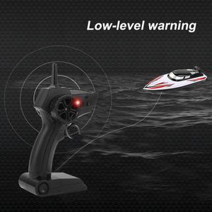 Bateau télécommandé électrique 2,4G RC 41 cm, bateau de course, bateau acrobatique, mini bateau, sports nautiques, 20 km/h, télécommande haute vitesse, jouets pour enfants SYJ-RH706 - Product Image 3