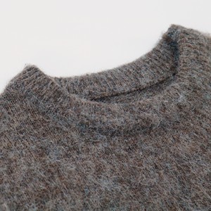AiNear venta al por mayor logotipo personalizado diseño Oem & Odm Vintage manga larga cuello redondo marrón hombres Mohair Blend Knit Pullover hombre suéter