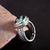 Garantiertes Sterlingsilber 925 Smaragdring Anfangs-Eheringe für Damen Natürlicher Kristall Öffnungsdesign Feiner Schmuck