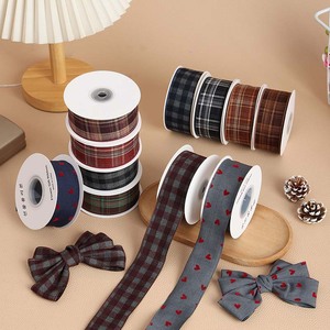 Pita Tartan Bunga Skotlandia 1,57 Inci 10 Yard Garis-Garis Hijau Biru Merah Hitam untuk Kerajinan Kulit - Product Image 2