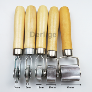 תיקון צמיגים רולר ידית עץ תיקון צמיגים - Product Image 2