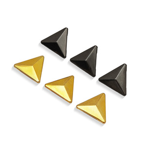 Rivets triangulaires à double couche 10-15mm, en fer plaqué, durables pour sacs, vêtements, chaussures, cuir, accessoires de bijoux DIY - Product Image 3
