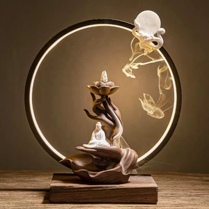 Porta Incenso Zen a Cascata in Ceramica a Forma di Mano di Buddha, Fatto a Mano, con Lampada LED - Product Image 3