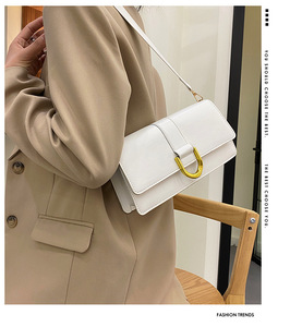 Sac en feutre rétro style coréen pour femme, collection Hiver 2023, tendance urbaine, moyen, avec fermeture éclair et bouton, bandoulière simple, pour usage quotidien - Product Image 3