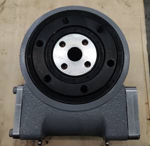 Tim profesional output torsi tinggi SE3 sistem pelacakan surya penggerak Putar - Product Image 4