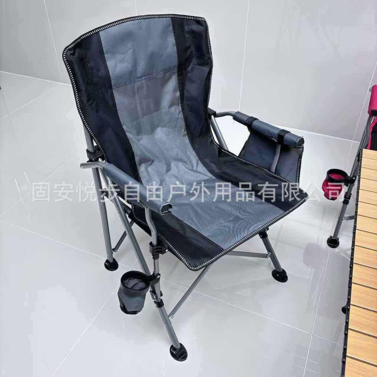 เก้าอี้รูปเกือกม้าสีเทาขนาดใหญ่ [โครงท่อหนา]