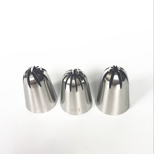 Stainless Steel Piping Nozzle 901 Flower Shape Reusable For Butter Cake Cookie Decorating - Product Image 1