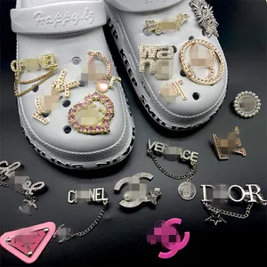 Designer Jewels Decoration Accessory Luxury Rhinestone Shoe Big Brand Pearl  Charms Metal Croc Charm - Buy Designer Jewels Decoration Accessory Luxury  Rhinestone Shoe Big Brand Pearl Charms Metal Croc Charm Product on