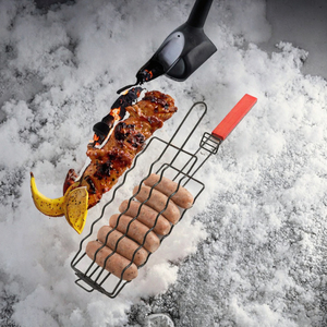 Juego de Parrilla para Asar al Aire Libre con Mango de Madera, Rodillo para Salchichas de Acero Inoxidable Resistente al Calor para Cocinar Salchichas y Carne - Product Image 3