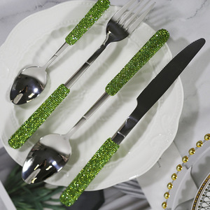 Ensemble de couverts en acier inoxydable avec manches en strass vert, vaisselle de luxe, couteau, fourchette, cuillère pour la table à manger à la maison - Product Image 3