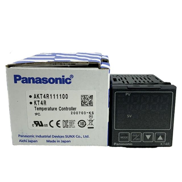 1PC New AKT4R111100 KT4R Temperature Controller AKT4R111100