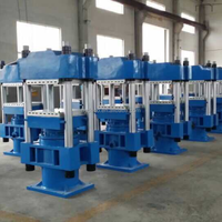Ligne de production de bandes transporteuses en caoutchouc vulcanisé à boîte de vitesses numérique entièrement automatique haute capacité, compatible IoT, pour mines/port