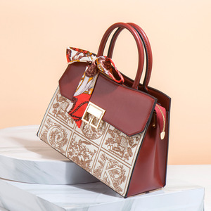 Cadeau de fête des mères pour <span class=keywords><strong>maman</strong></span>, sac à main de mariage rouge brodé pour jeunes mariés, sac à main de luxe pour grand-mère, sac à bandoulière - Product Image 4