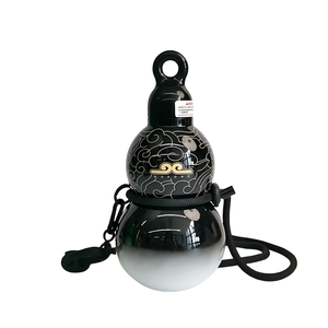 Nouvelle Bouteille d'Eau Sportive Anti-Fuite en Forme de <span class=keywords><strong>Gourde</strong></span> Noire Style Chinois avec Cordon – Design Original - Product Image 1