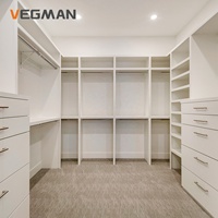 Armoire de chambre à coucher moderne en bois modulaire sur mesure avec design anti-humidité, qualité E0/E1, pour villa et hôtel