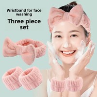 Lot économique d'accessoires de lavage du visage pour fille : Bandeau pour le visage et bandeau de poignet, en peluche absorbante et résistante à l'humidité, avec nœud