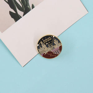 Spilla in Lega di Zinco 'HOGWARTS IS MY HOMES' con Alfabeto Inglese, Merchandising di Film e Serie TV, Stile Cartone Animato - Product Image 2