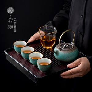 Juego de té estilo japonés con tetera y tazas, pequeño juego de cerámica para uso doméstico, diseño retro simple para preparar té en la sala de estar. - Product Image 1