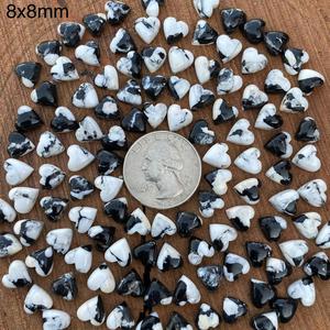 Cabujón de Corazón de Búfalo Natural Blanco y Negro de 8x8mm, Piedra Calibrada del Suroeste para Joyería, Anillos, Colgantes y Manualidades - Product Image 1