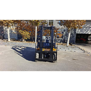 מפעל המשמש 1.<span class=keywords><strong>5</strong></span> טון <span class=keywords><strong>komatsu</strong></span> tcm דלק כפול lpg cng מלגזה גלגל מלגזה גליל מלגזה - Product Image 3
