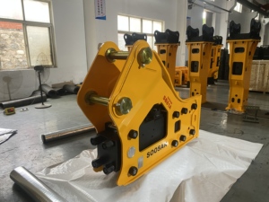 Martillo Hidráulico SOOSAN SB81A con Acumulador, Tipo Lateral, para Demolición de Rocas Duras, Cincel de 140 mm, para Excavadoras de 18-26 Toneladas - Product Image 4