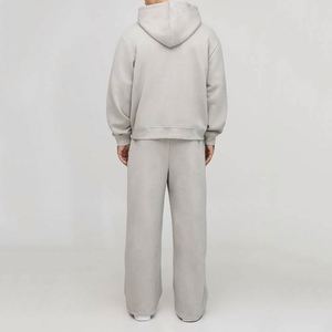 Ensemble de survêtement deux pièces pour homme, gris cendré clair, avec sweat à capuche zippé à ourlet superposé et pantalon de survêtement large à entrejambe abattu, neutre et discret, personnalisable - Product Image 2