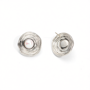 Pendientes de Perlas de Acero Inoxidable 316L con Baño de Oro PVD, Resistentes y Sostenibles - Product Image 2