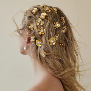 Accessoires de cheveux élégants et tendance, pinces à cheveux en alliage avec fleurs en perles pour femmes et filles, décoration de cheveux pour mariage - Product Image 2