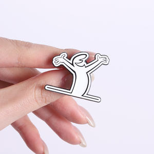 Pins de esmalte de figuras de películas cortas de animación de comedia italiana, diseño de poses dinámicas con caras expresivas, broches, insignias para solapa de abrigo, regalos de joyería - Product Image 3