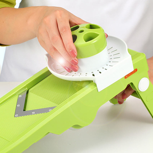 Trancheuse de cuisine manuelle ergonomique en acier inoxydable vert à prix abordable pour fruits, réglable, pour usage domestique - Product Image 4