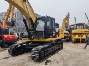 Excavadora sobre orugas de pluma larga CAT 330D usada de alto rendimiento Excavadora de brazo largo CAT 330D 330D2L usada japonesa Excavación alta - Product Image 5